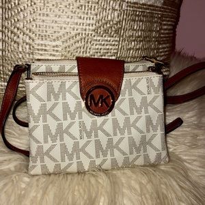 Michael Kors crossbody white bag